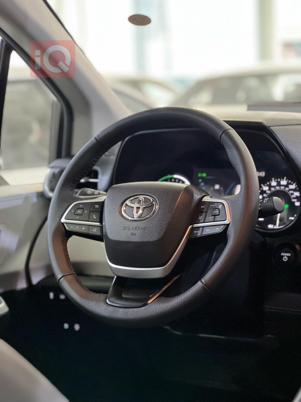 تويوتا سيينا